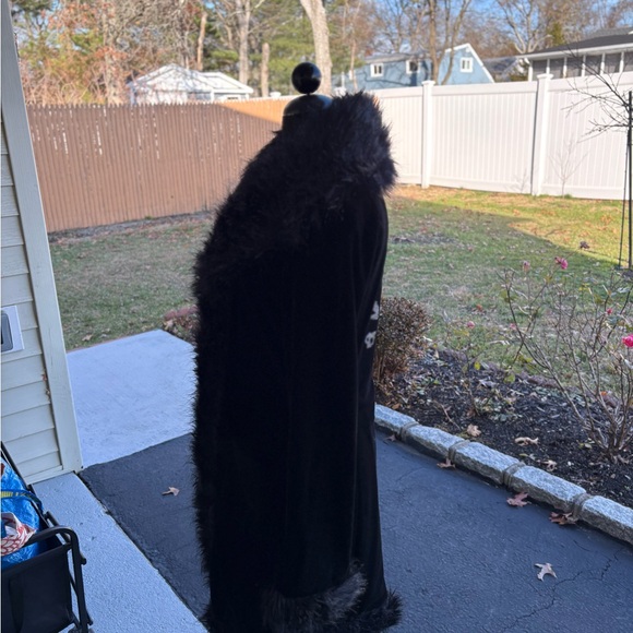 Vintage Betsey Johnson “Boho” Velvet, Embroidered Coat - Picture 3 of 9